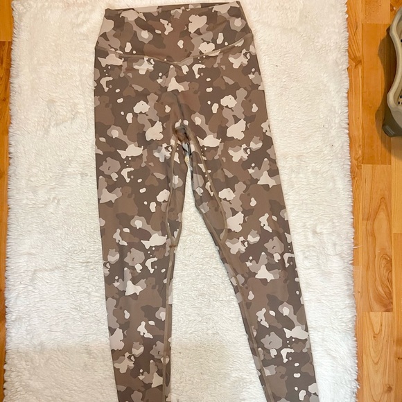 Balance athletica leggings - Picture 6 of 7